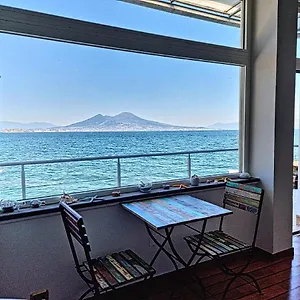 Appartamento La Casa Sull’ Acqua, Napoli